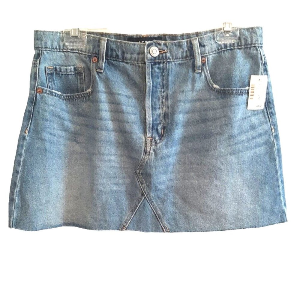 Sz 12 Aero Aeropostale Medium Blue Denim Mini Skirt Raw Hem New w Tag Cotton